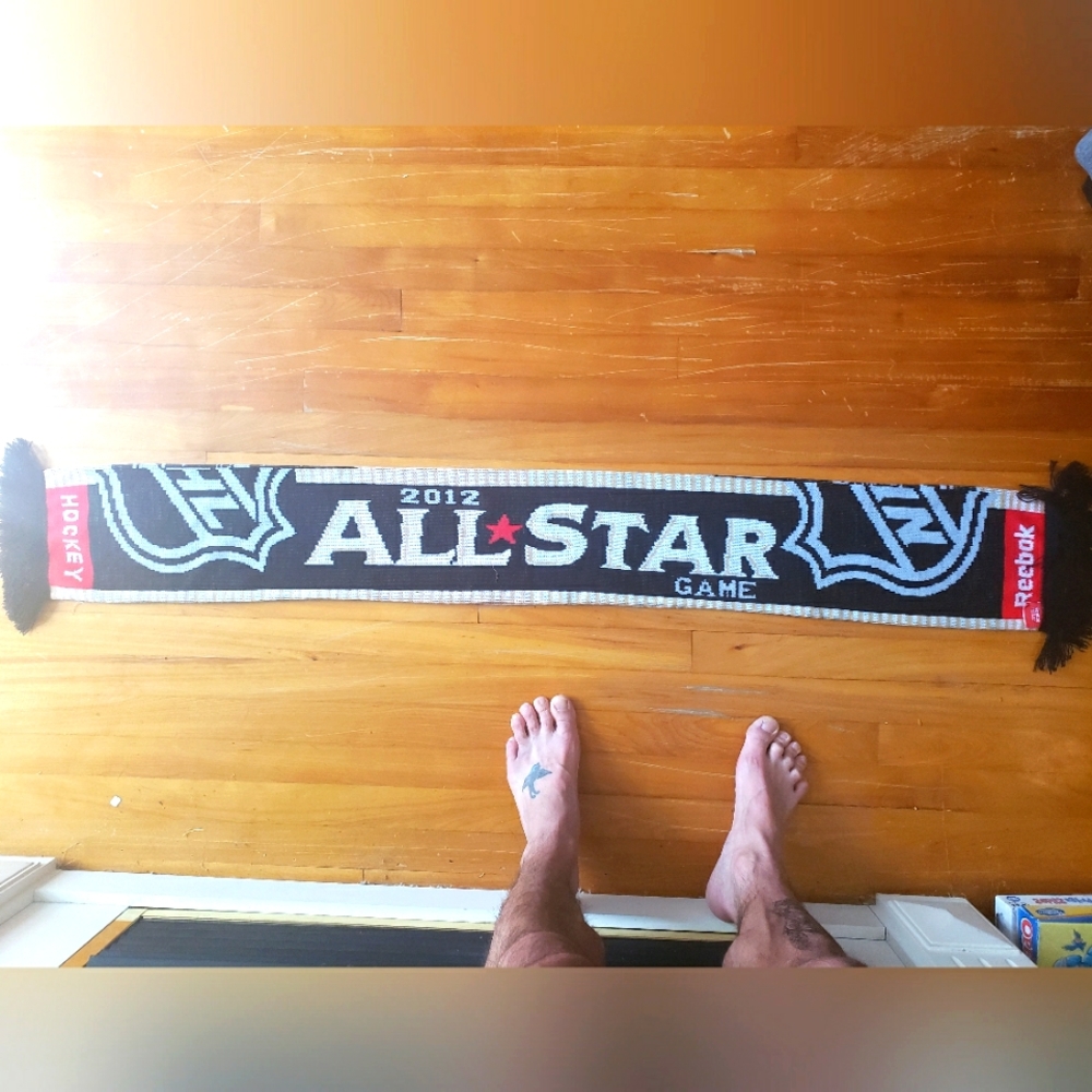 2012 nhl all star game commemorative scarf. Reebok